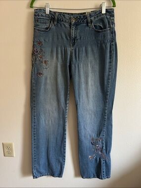 Stamp 10 Women’s Light Blue Embroidered Boho Floral  Mid Rise Straight Jeans: 10